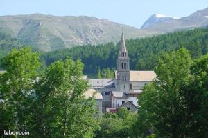 Maisons de vacances Belle villa calme a la montagne : photos des chambres