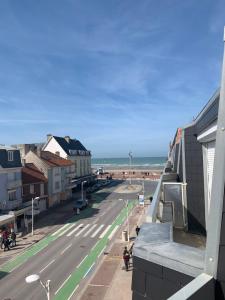 Appartements Fort-Mahon Plage : Superbe appartement vue mer : photos des chambres