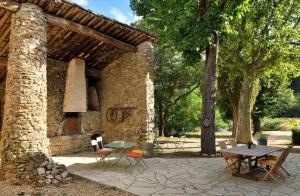 Maisons d'hotes Les Jardins de Falguiere : photos des chambres