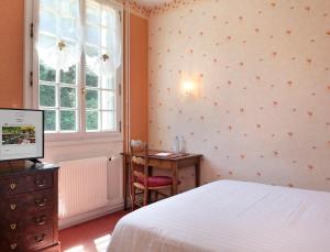 Hotels Hostellerie Du Chateau : Chambre Double Standard