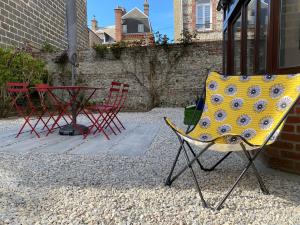 Appartements Charme dans villa, coeur d’Etretat, 200 m de la mer : photos des chambres