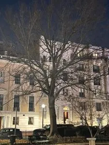 Mount Vernon Apartment Rear - Guilford