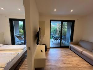 One-Bedroom Apartment room in Riva Lake Lodge