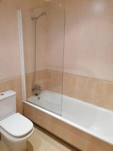 Precioso apartamento con piscina y jardín frente a la Toja