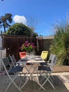 Studio avec grande terrasse et jardin privatif au Pyla