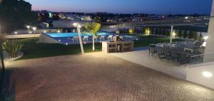 Sky Villa by Laranjal Rentals