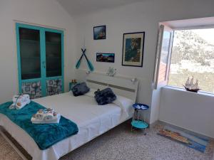 DON CICCIOS HOUSE with sea view