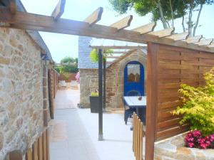 Maisons de vacances Stone House in Brittany near Sandy Beaches : photos des chambres