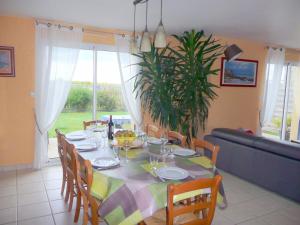 Maisons de vacances Cottage, St Nic-Pentrez : photos des chambres