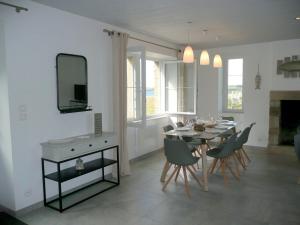 Stone House in Brittany with Sea Views