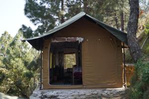 Jaseelo Camps near Tehri Lake
