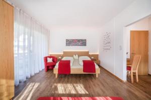 Schnitzer Ferienwohnung Hagebutte