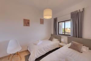 T2 renovated with ocean view Vilamoura