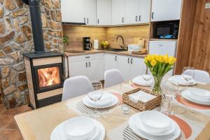 Domki Pocztówka Z Mizernej, Widok na Tatry, Kominek, Górka na sanki, blisko Jeziora i stoku narciarskiego