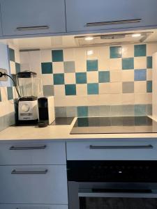 Appartements Saint-Jean-de-Luz-location 2 minutes a pieds de la plage : photos des chambres