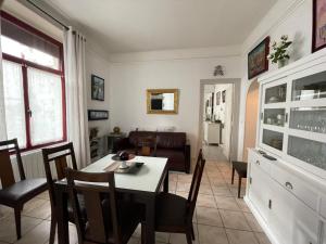 Appartements Saint-Jean-de-Luz-location 2 minutes a pieds de la plage : photos des chambres