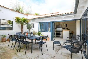 Maisons de vacances Grande maison de Famille au coeur de Saint Martin : photos des chambres