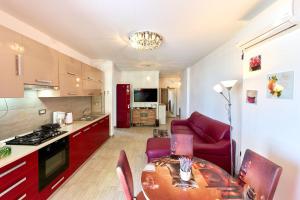 Glamour Red apartment 22 in Spa Pool resort