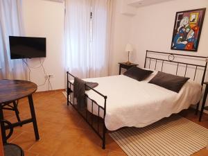 Jerry & Olis Apartments