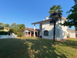 Villa Mischa