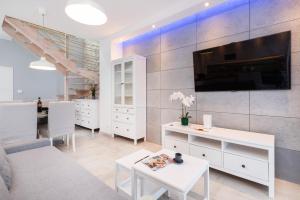 Batorego 7 Gdynia Apartments by Renters