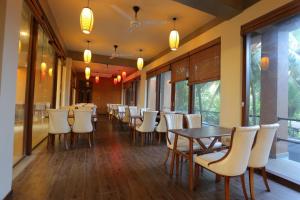 Sooriya Wessagiri Resort