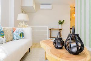 MD Reina Cabañal Beach