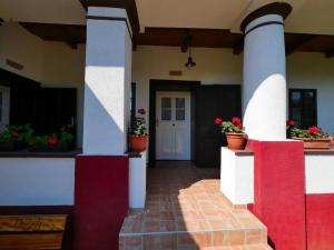 Álmosdi Tópart Vendégház