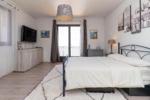 Villas Spacious Provencal Guesthouse with amazing Monaco & Sea View : photos des chambres