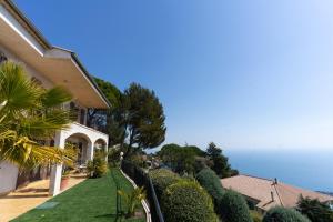 Villas Spacious Provencal Guesthouse with amazing Monaco & Sea View : photos des chambres