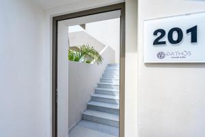 Pathos SeaSide Suites