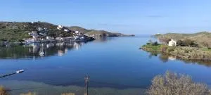 Vourkari, modern apartment overlooking the Marina of Vourkari - Vourkari