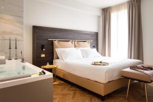 Jacuzzi Suite Home by Enjoy Garda Hotel