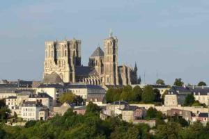 Appartements Suite de charme au pied de la cathedrale : photos des chambres