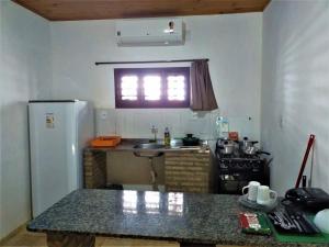 Chalés Hibiscus Pipa - ar, cozinha e banheiros privados, estacionamento interno
