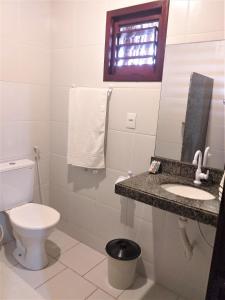 Chalés Hibiscus Pipa - ar, cozinha e banheiros privados, estacionamento interno