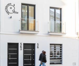 Apartamentos Élite - Art Collection - Andy