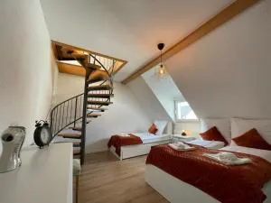 Suite Dilara by NINJA SPACES - 105QM Maisonette, Netflix, Garten, Parkplatz - Müschede