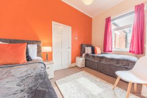 *KING BED* LUXURY CITY CENTRE HOUSE