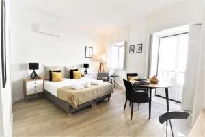 Sophia Studios - Arco Pintado