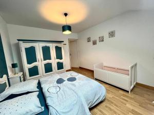 Maisons de vacances Gite Granges-Aumontzey-Aumontzey, 5 pieces, 10 personnes - FR-1-589-231 : photos des chambres