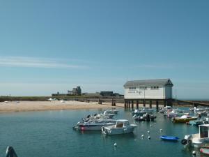 Maisons de vacances Holiday Home in Doelan with Sea View : photos des chambres