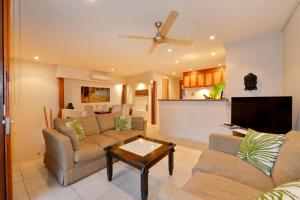 Seascape Holidays Villa 8 Surya