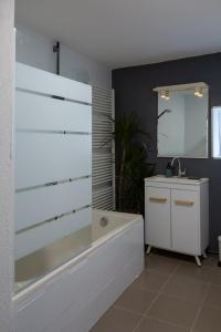 Appartements Effet Mer, 4 etoiles, gite de 80m2 : photos des chambres