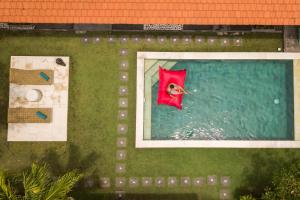 CASA BEGJA I Tranquil 2BR Villa w Private Pool in Mertanadi