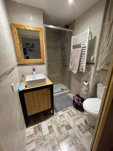 Chalets LES FONTANILLES odeillo chalet 60 WIFI & PARKING gratuit expose plein sud & plein pied , draps & serviettes de toilettes non inclus, sabanas y toallas no incluidos : photos des chambres