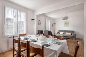 Grande Brévinoise dans les pins