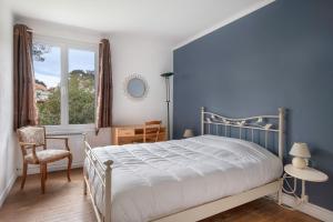 Grande Brévinoise dans les pins