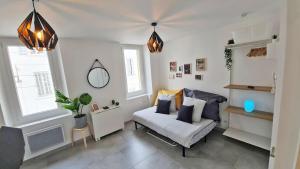 Appartements MaxBnb - Studio Cozy - WiFi Fibre - 10 min a pied Gare -3- : photos des chambres