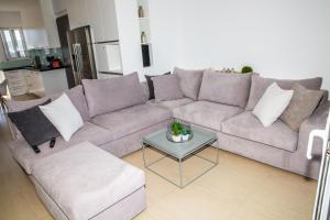 Komfort City Apartment "Elias" mit Meerblick in Lavrio